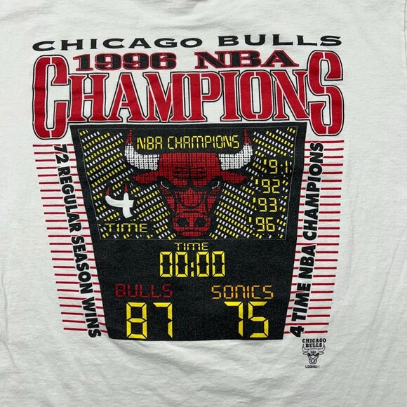 90s Vintage Chicago Bulls Graphic Tee Mens Large NBA Champions Short Sleeve - Picture 2 of 8